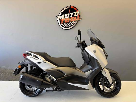 YAMAHA XMAX 250 CONNECTED ABS 